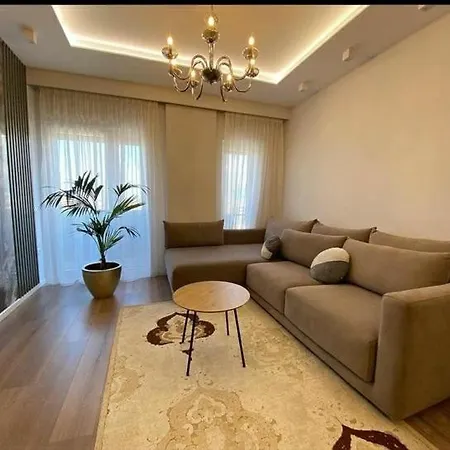 Destination Apartment *